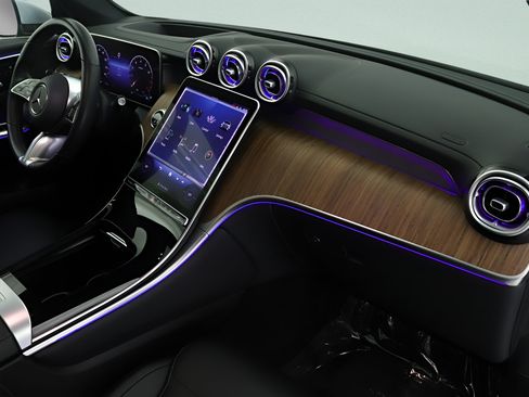 Certified 2023 Mercedes-Benz GLC 300 image 22