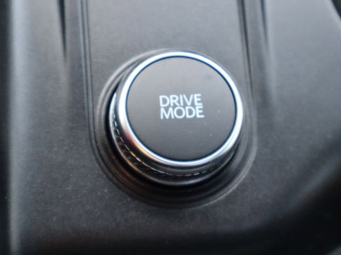 Used 2025 Ford Explorer ST image 30