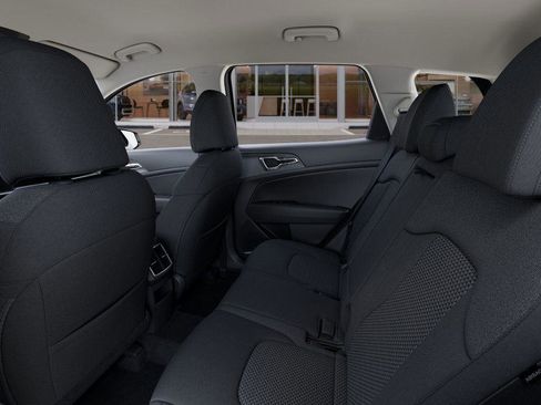 Used 2026 Kia Sportage LX image 18