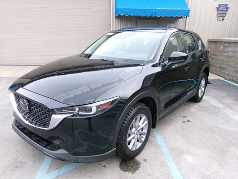 Used 2023 MAZDA CX-5 AWD 2.5 S image 1