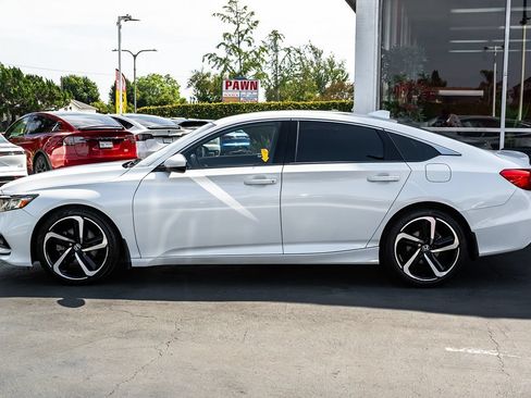 Used 2018 Honda Accord Sport image 5