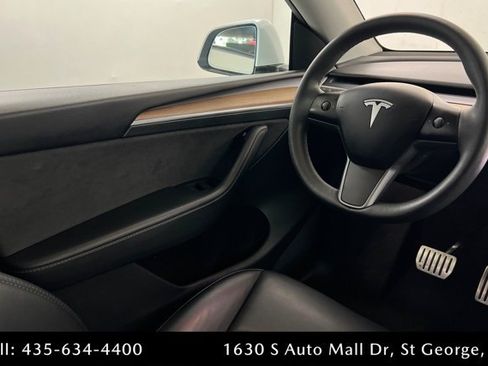 Used 2023 Tesla Model Y Performance AWD/4WD image 11