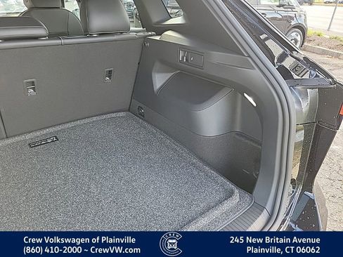 New 2026 Volkswagen Tiguan SE R-Line image 54