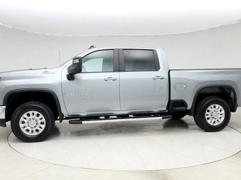 Used 2024 Chevrolet Silverado 2500 LT w/ Z71 Off-Road Package image 8