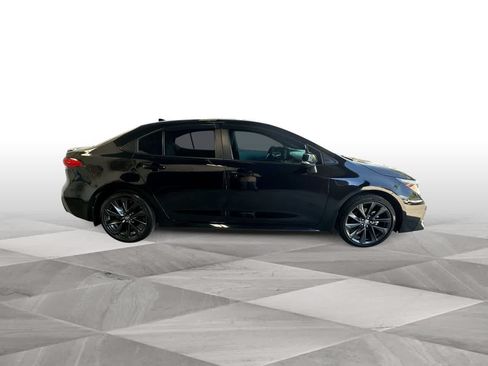 Used 2026 Toyota Corolla SE FWD image 9