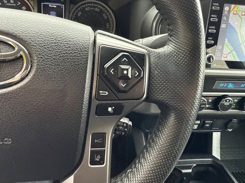 Certified 2021 Toyota Tacoma SR5 image 29