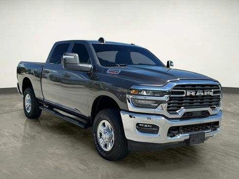 Used 2025 RAM 2500 Tradesman AWD/4WD image 12