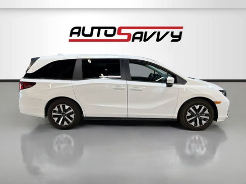 Used 2025 Honda Odyssey EX-L image 8