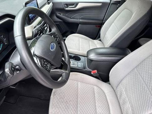 Used 2022 Ford Escape SE w/ SE Sport Appearance Package AWD/4WD image 20