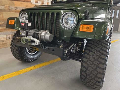 Used 2003 Jeep Wrangler Sport image 9