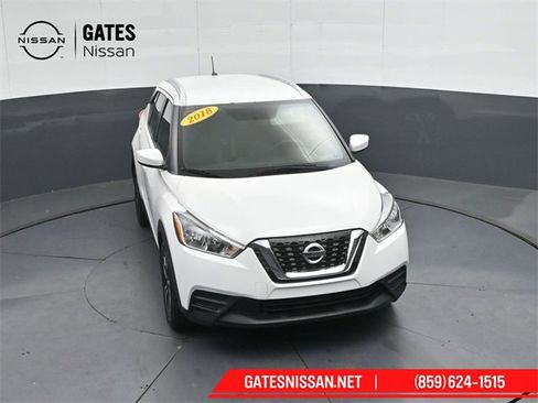 Used 2018 Nissan Kicks SV image 43