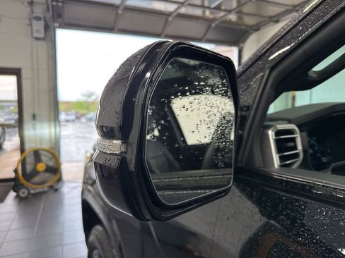 Used 2024 Toyota Tundra Platinum AWD/4WD image 12