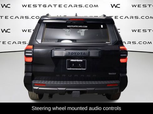 Used 2025 Toyota 4Runner SR5 AWD/4WD image 4