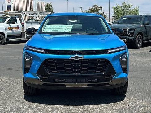 New 2025 Chevrolet Trax ACTIV w/ Driver Confidence Package image 2