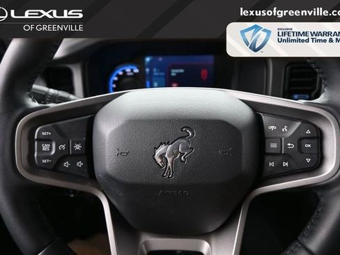 Used 2024 Ford Bronco Black Diamond AWD/4WD image 12
