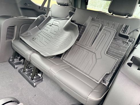 New 2026 GMC Yukon XL Elevation w/ Elevation Premium Package image 34