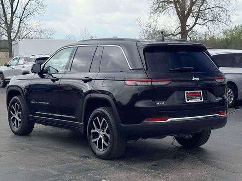 Used 2024 Jeep Grand Cherokee Limited AWD/4WD image 9