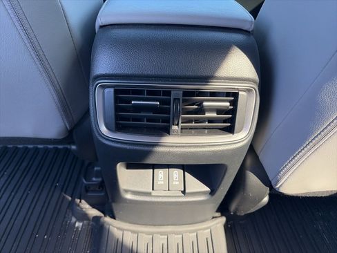 Used 2020 Honda CR-V Touring image 10