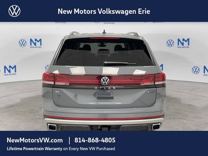 New 2026 Volkswagen Atlas Peak Edition