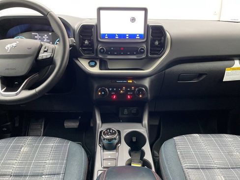 Used 2024 Ford Bronco Sport Heritage w/ Heritage Convenience Package image 30