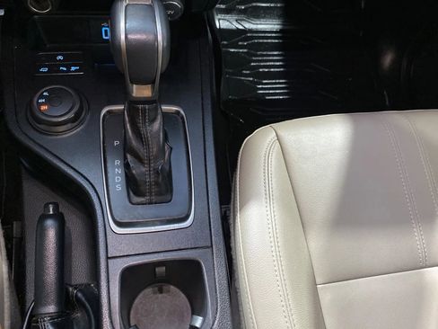 Used 2021 Ford Ranger Lariat w/ Equipment Group 501A High image 18