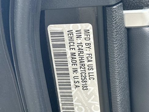 New 2026 Jeep Grand Cherokee Altitude AWD/4WD image 30