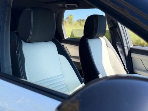 Used 2024 Land Rover Discovery Sport Dynamic SE image 30