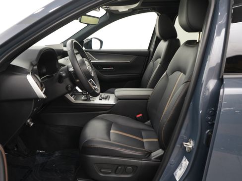 Certified 2025 MAZDA CX-70 3.3 Turbo S w/ Premium Package image 16