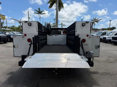 Used 2019 Ford F450 XL w/ Power Equipment Group AWD/4WD image 6