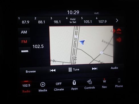 Used 2019 RAM 1500 Laramie AWD/4WD image 24