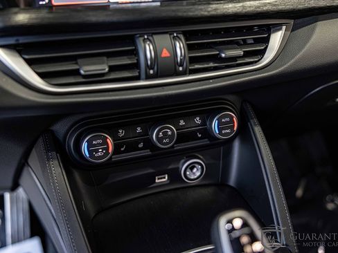 Used 2022 Alfa Romeo Stelvio Sprint image 29