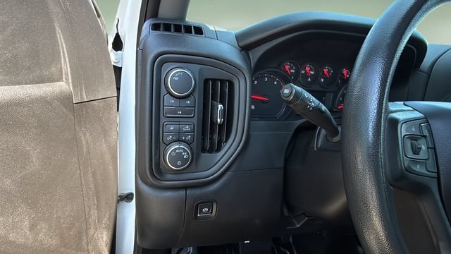 Used 2025 Chevrolet Silverado 3500 W/T AWD/4WD image 23