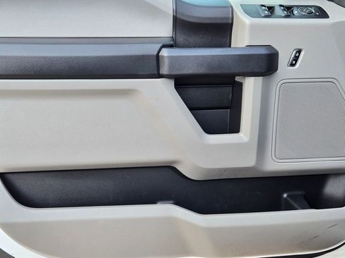 Used 2017 Ford F150 XL w/ Equipment Group 101A Mid image 11