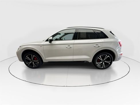 Certified 2025 Audi Q5 2.0T Premium Plus w/ Premium Plus Package image 6