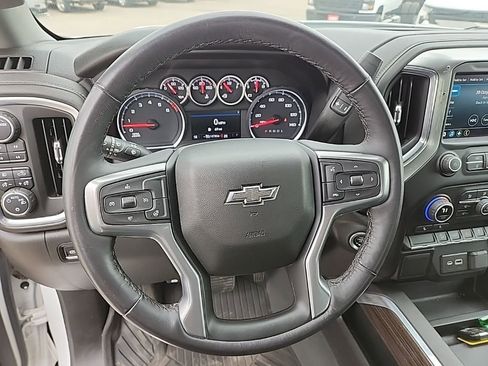 Certified 2022 Chevrolet Silverado 1500 LT Trail Boss w/ Bed Protection Package AWD/4WD image 9