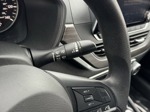 Used 2023 Nissan Altima 2.5 SV image 25