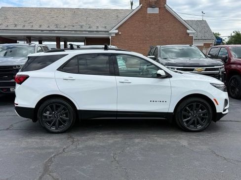 Used 2023 Chevrolet Equinox RS AWD/4WD image 7