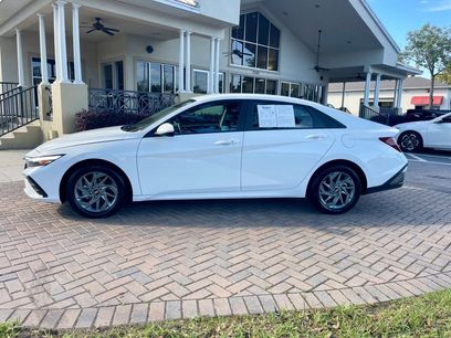 Used 2024 Hyundai Elantra SEL