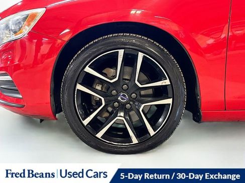 Used 2017 Volvo S60 T5 Dynamic w/ Vision Package image 32