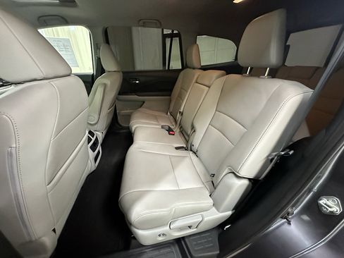 Used 2017 Honda Pilot EX-L image 26