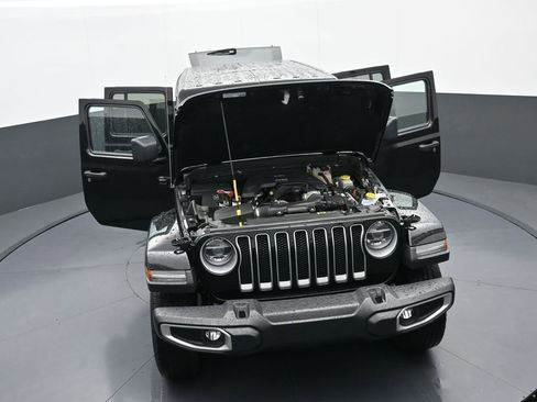 Used 2020 Jeep Wrangler Unlimited Sahara w/ LED Lighting Group image 37