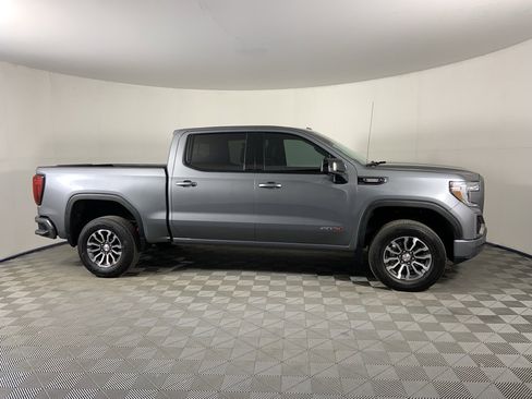 Used 2021 GMC Sierra 1500 AT4 w/ AT4 Value Package image 2