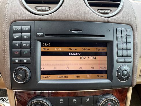 Used 2012 Mercedes-Benz GL 450 4MATIC image 20