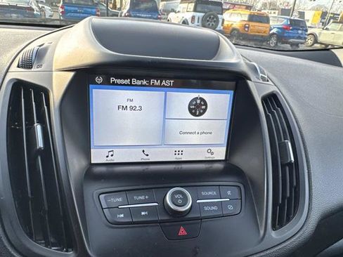 Used 2019 Ford Escape SE image 31