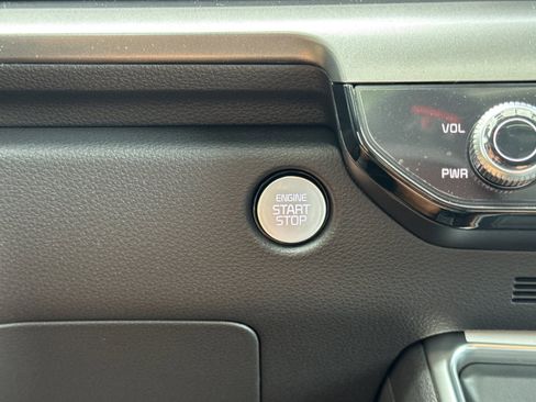 New 2026 Kia Carnival SX Prestige image 24