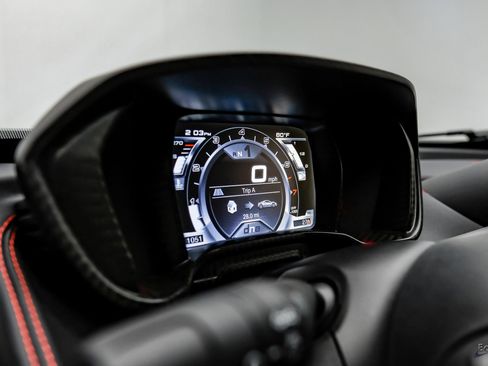 Used 2015 Alfa Romeo 4C Coupe w/ Leather Interior Group image 32