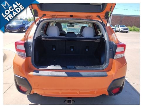 Used 2018 Subaru Crosstrek 2.0i Premium w/ Moonroof Package AWD/4WD image 28