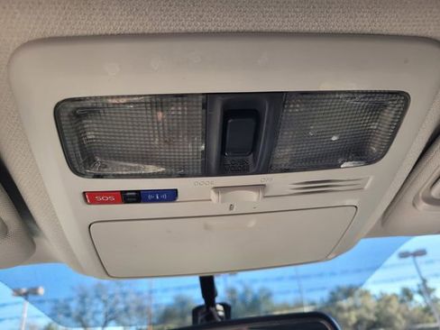 Used 2016 Subaru Forester 2.5i Limited w/ Popular Package #2 image 22