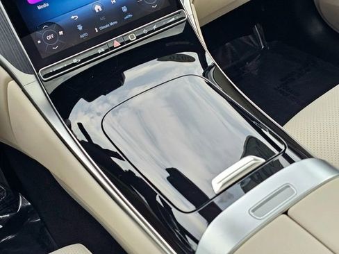 Certified 2026 Mercedes-Benz GLC 300 4MATIC image 32