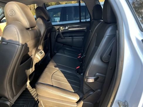 Used 2017 Buick Enclave Leather image 25